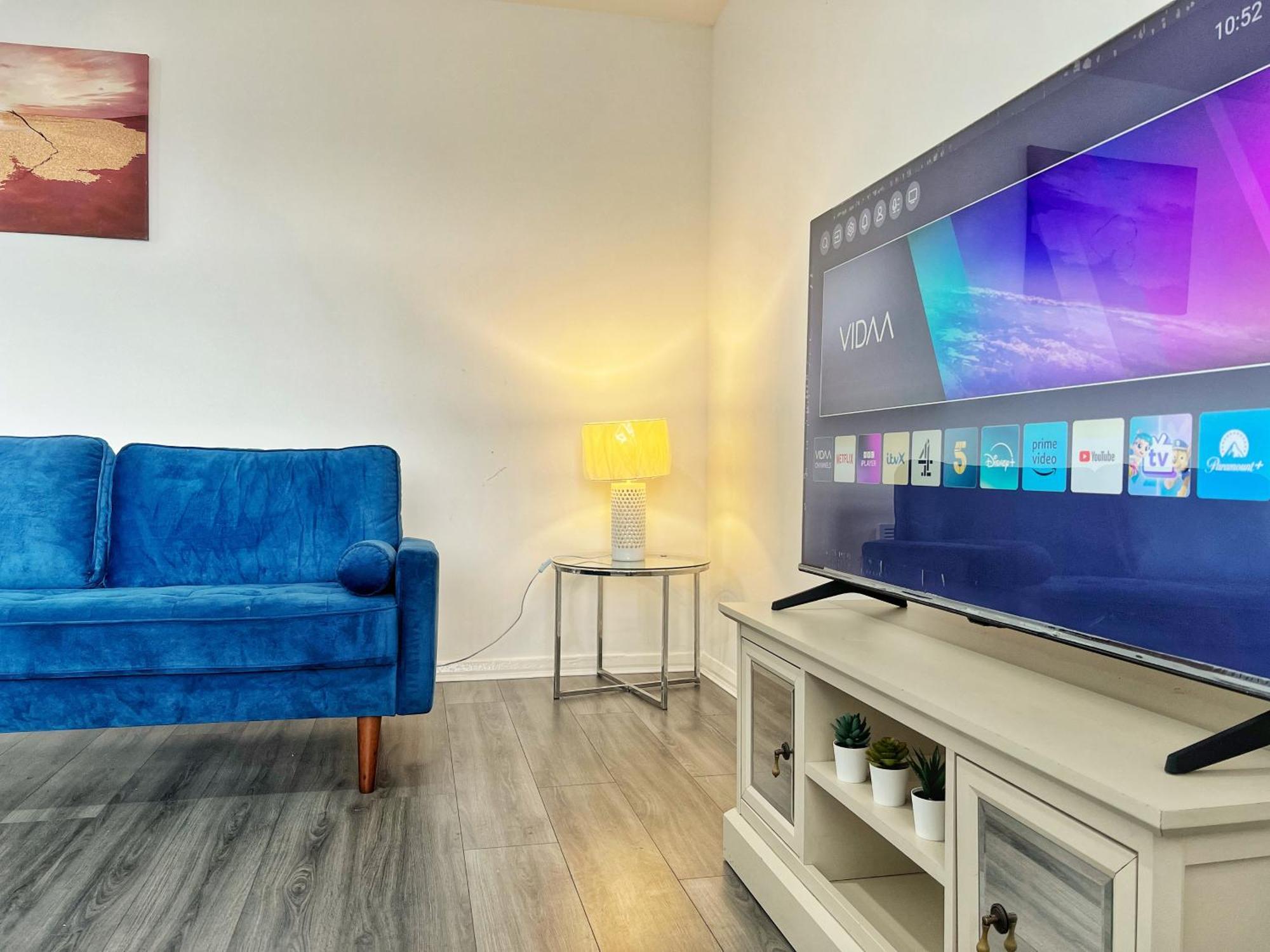 Rusholme Apartment - Sleeps 4 Manchester Ngoại thất bức ảnh